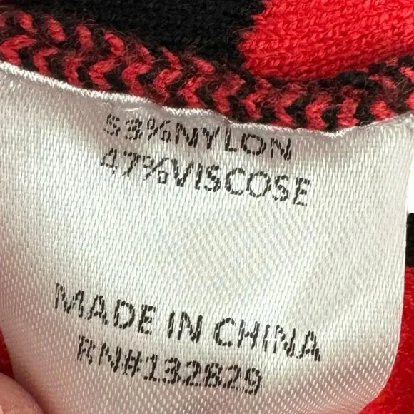 Revolve Lovers + Friends Loved Wrap Top Heart Sweater Small - Picture 9 of 10